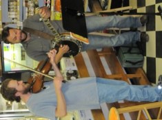 Live music by Nook & Cranny, jammin!